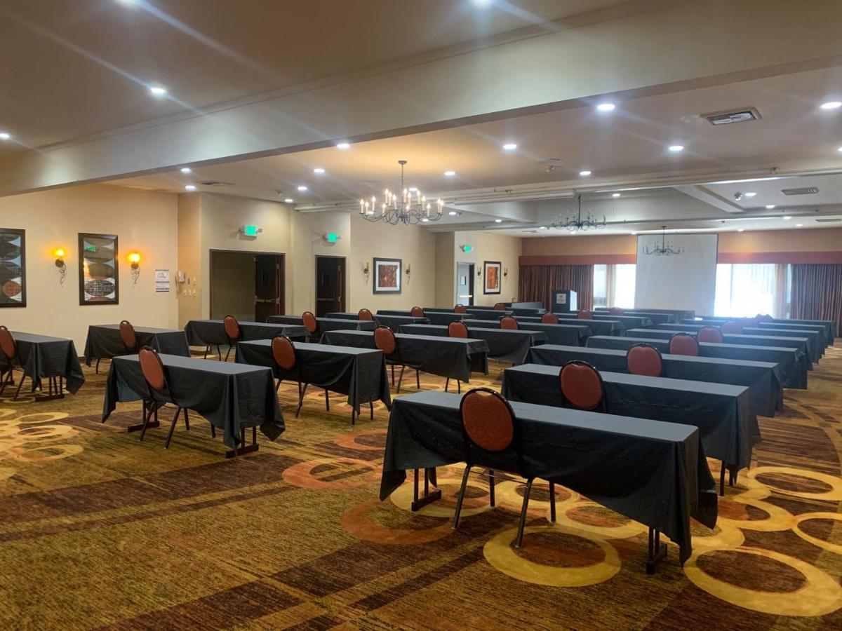 Holiday Inn Dublin - Pleasanton By Ihg Экстерьер фото