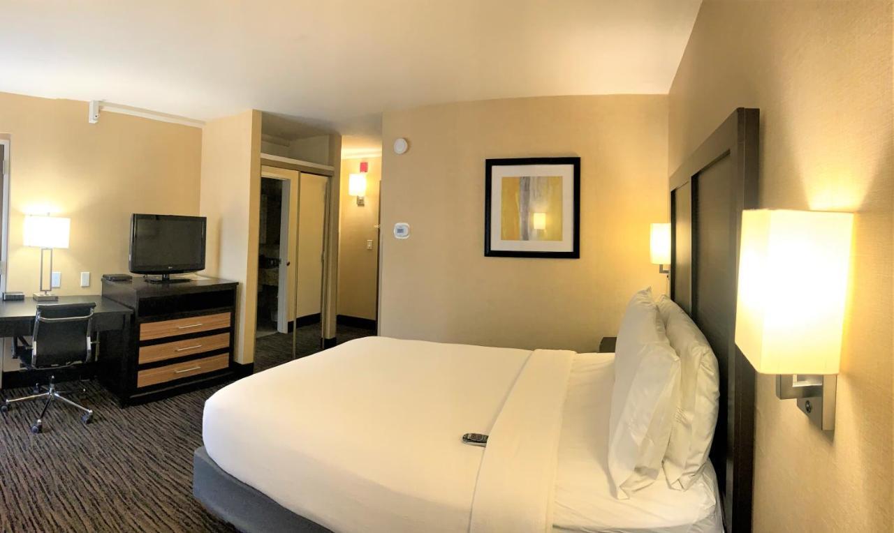 Holiday Inn Dublin - Pleasanton By Ihg Экстерьер фото