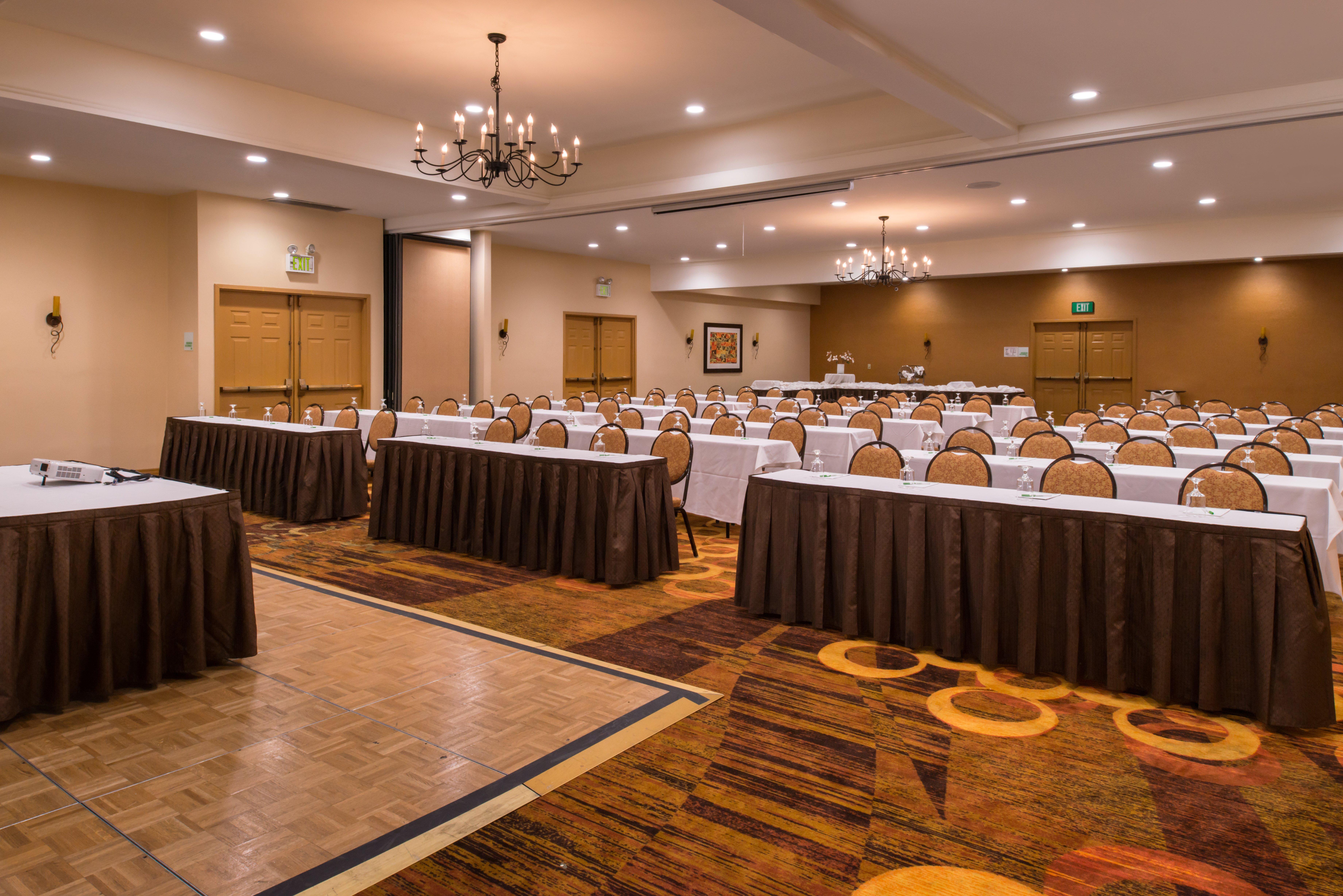 Holiday Inn Dublin - Pleasanton By Ihg Экстерьер фото